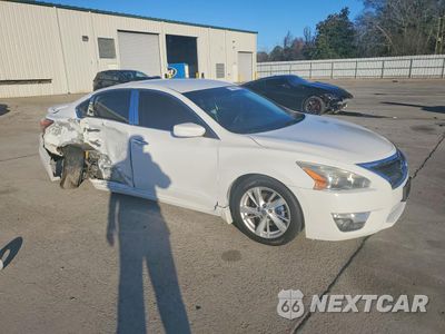 Czwarte zdjęcie samochodu z boku: 2015 NISSAN ALTIMA 2.5 VIN:1N4AL3AP9FC444838 - miniatura