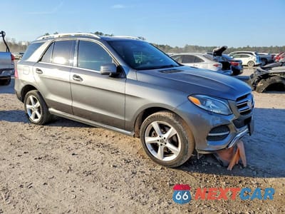 Czwarte zdjęcie samochodu z boku: 2018 MERCEDES-BENZ GLE 350 VIN:4JGDA5JB4JB115164 - miniatura