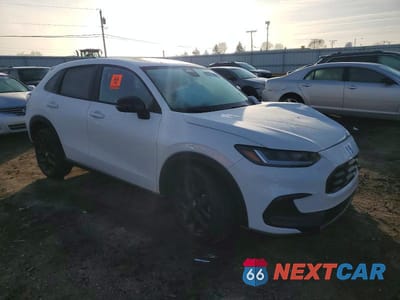 Czwarte zdjęcie samochodu z boku: 2024 HONDA HR-V SPORT VIN:3CZRZ2H56RM760964 - miniatura