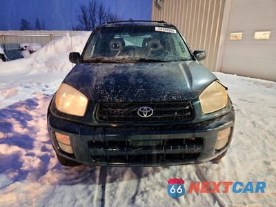 Piąte zdjęcie samochodu w środku: 2002 TOYOTA RAV4 BASE VIN:JTEHH20V020143774 - miniatura