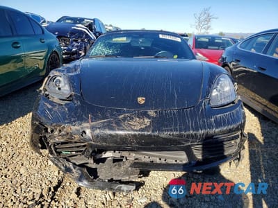 Piąte zdjęcie samochodu w środku: 2017 PORSCHE BOXSTER VIN:WP0CA2A87HS221010 - miniatura