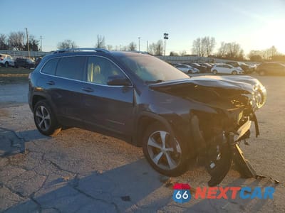 Czwarte zdjęcie samochodu z boku: 2021 JEEP CHEROKEE LIMITED VIN:1C4PJMDXXMD118548 - miniatura
