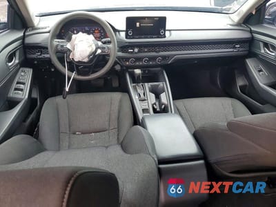 Zdjęcie 8 z 11 samochodu: 2023 HONDA ACCORD EX VIN:1HGCY1F32PA034153 - miniatura