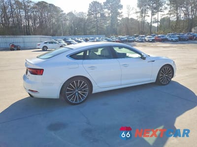 Trzecie zdjęcie samochodu z tyłu: 2019 AUDI A5 PREMIUM PLUS VIN:WAUBNCF59KA099135 - miniatura