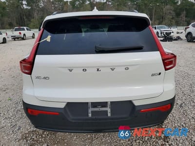 Zdjęcie 6 z 13 samochodu: 2025 VOLVO XC40 PLUS VIN:YV4L12UC5S2609227 - miniatura