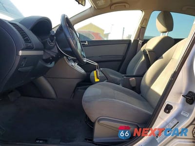 Zdjęcie 7 z 12 samochodu: 2010 NISS SENTRA 2.0 VIN:3N1AB6AP1AL652386 - miniatura