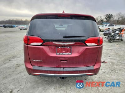 Zdjęcie 6 z 12 samochodu: 2017 CHRYSLER PACIFICA TOURING L VIN:2C4RC1BG0HR739658 - miniatura
