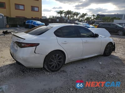 Trzecie zdjęcie samochodu z tyłu: 2024 ALFA ROMEO GIULIA TI VIN:ZARFAMBN4R7679997 - miniatura