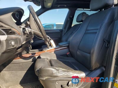 Zdjęcie 7 z 12 samochodu: 2010 BMW X5 XDRIVE48I VIN:5UXFE8C56AL310413 - miniatura