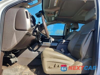 Zdjęcie 7 z 12 samochodu: 2016 GMC SIERRA K2500 DENALI VIN:1GT12UE81GF237382 - miniatura