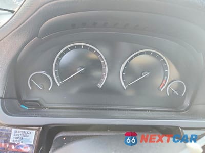 Zdjęcie 9 z 12 samochodu: 2012 BMW 750 VIN:WBAKC6C5XBC394373 - miniatura