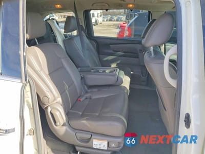 Zdjęcie 11 z 14 samochodu: 2015 HONDA ODYSSEY TOURING VIN:5FNRL5H92FB047023 - miniatura
