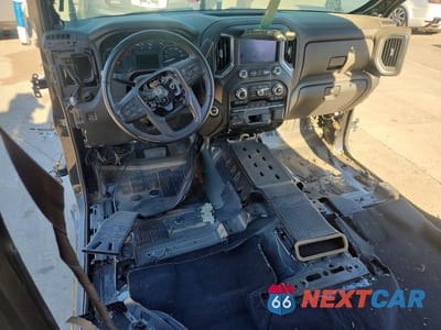 Zdjęcie 8 z 12 samochodu: 2021 GMC SIERRA K1500 AT4 VIN:3GTP9EEL5MG387697 - miniatura