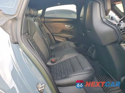 Zdjęcie 10 z 11 samochodu: 2023 AUDI E-TRON GT PRESTIGE VIN:WAUDJBFW9P7006481 - miniatura