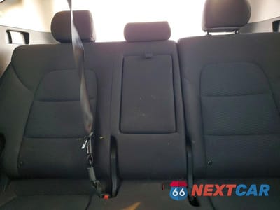 Zdjęcie 10 z 13 samochodu: 2019 HYUNDAI TUCSON SE VIN:KM8J23A47KU934732 - miniatura