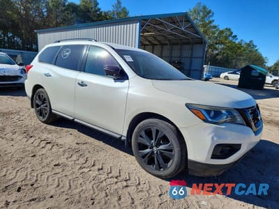Czwarte zdjęcie samochodu z boku: 2018 NISSAN PATHFINDER S VIN:5N1DR2MN9JC631382 - miniatura