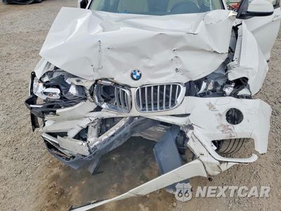 Zdjęcie 12 z 13 samochodu: 2017 BMW X3 XDRIVE28I VIN:5UXWX9C3XH0W71346 - miniatura