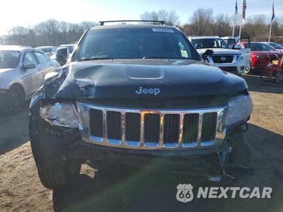 Piąte zdjęcie samochodu w środku: 2013 JEEP GRAND CHEROKEE LAREDO VIN:1C4RJFAT0DC511440 - miniatura