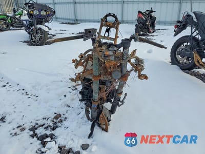 Drugie zdjęcie samochodu z przodu: 2025 KAWASAKI EX500 A VIN:ML5EXGJ17SDA58763 - miniatura