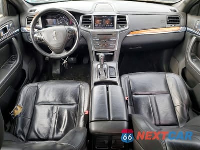 Zdjęcie 8 z 12 samochodu: 2014 LINCOLN MKS VIN:1LNHL9EK9EG600731 - miniatura