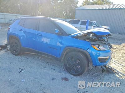 Czwarte zdjęcie samochodu z boku: 2019 JEEP COMPASS LATITUDE VIN:3C4NJCBB4KT676847 - miniatura