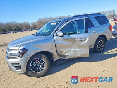 2022 FORD EXPEDITION XLT 1FMJU1JT9NEA65457 - główne zdjęcie licytacji z USA - miniatura