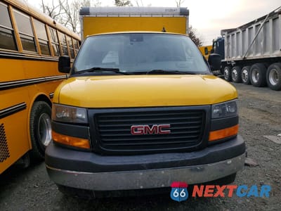 Piąte zdjęcie samochodu w środku: 2022 GMC SAVANA CUT - BOX TRUCK VIN:1GD07RFP7N1164668 - miniatura