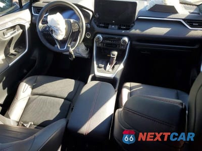 Zdjęcie 8 z 11 samochodu: 2024 TOYOTA RAV4 PRIME XSE VIN:JTMFB3FV1RD187490 - miniatura