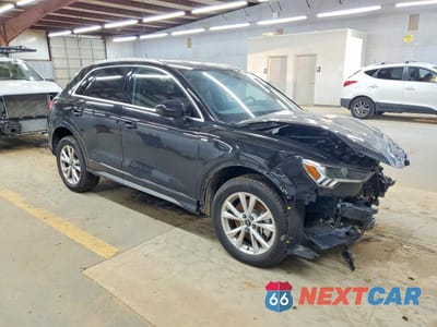 Czwarte zdjęcie samochodu z boku: 2025 AUDI Q3 PREMIUM S LINE 45 VIN:WA1DECF39S1016047 - miniatura