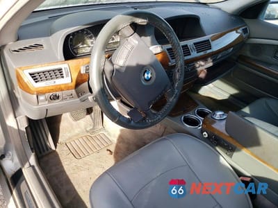 Zdjęcie 8 z 11 samochodu: 2002 BMW 745 I VIN:WBAGL63432DP53215 - miniatura