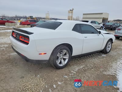 Trzecie zdjęcie samochodu z tyłu: 2023 DODGE CHALLENGER SXT VIN:2C3CDZAG8PH526131 - miniatura
