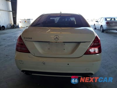 Zdjęcie 6 z 12 samochodu: 2008 MERCEDES-BENZ S 550 VIN:WDDNG71X78A199937 - miniatura