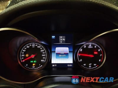 Zdjęcie 9 z 11 samochodu: 2017 MERCEDES-BENZ C 300 4MATIC VIN:55SWF4KB1HU194614 - miniatura