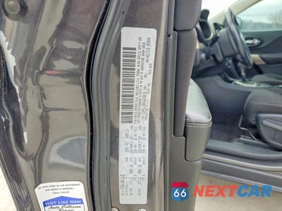 Zdjęcie 13 z 13 samochodu: 2017 JEEP CHEROKEE LATITUDE VIN:1C4PJLCB2HW628919 - miniatura
