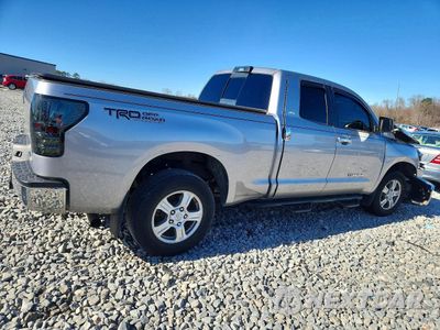 Trzecie zdjęcie samochodu z tyłu: 2011 TOYOTA TUNDRA DOUBLE CAB SR5 VIN:5TFRM5F18BX036148 - miniatura