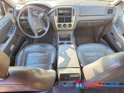 Zdjęcie 8 z 12 samochodu: 2003 FORD EXPLORER XLT VIN:1FMZU73K43UB60117 - miniatura