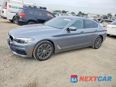 2019 BMW 540 I WBAJE5C50KG919790 - główne zdjęcie licytacji z USA - miniatura