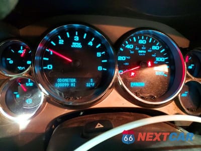 Zdjęcie 9 z 12 samochodu: 2010 GMC SIERRA K1500 SLE VIN:1GTSKVE36AZ226589 - miniatura