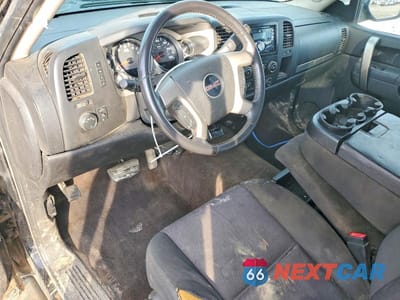 Zdjęcie 8 z 12 samochodu: 2011 GMC SIERRA K1500 SLE VIN:1GTN2VE03BZ428004 - miniatura