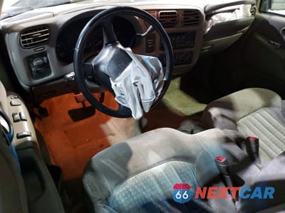 Zdjęcie 8 z 12 samochodu: 2002 CHEVROLET S TRUCK S10 VIN:1GCCS19W228119404 - miniatura