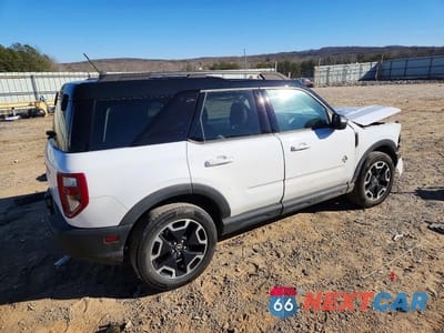 Trzecie zdjęcie samochodu z tyłu: 2021 FORD BRONCO SPORT OUTER BANKS VIN:3FMCR9C66MRA35506 - miniatura