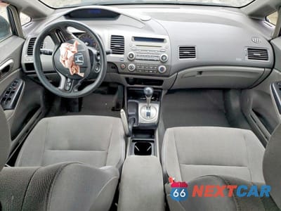 Zdjęcie 8 z 12 samochodu: 2007 HONDA CIVIC LX VIN:1HGFA16507L073587 - miniatura