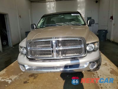 Piąte zdjęcie samochodu w środku: 2002 DODGE RAM 1500 VIN:3D7HA18N42G190783 - miniatura