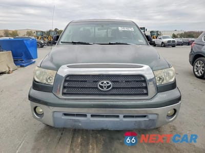 Piąte zdjęcie samochodu w środku: 2007 TOYOTA TUNDRA SR5 VIN:5TBRT54197S453693 - miniatura
