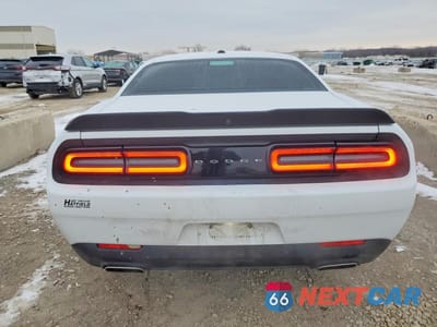 Zdjęcie 6 z 12 samochodu: 2023 DODGE CHALLENGER SXT VIN:2C3CDZAG8PH526131 - miniatura