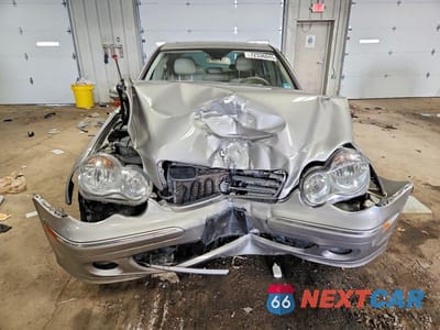 Piąte zdjęcie samochodu w środku: 2007 MERCEDES-BENZ C 280 VIN:WDBRF54H67A952636 - miniatura