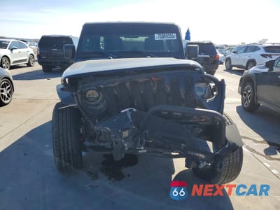 Piąte zdjęcie samochodu w środku: 2021 JEEP WRANGLER UNLIMITED SPORT VIN:1C4HJXDG6MW509321 - miniatura