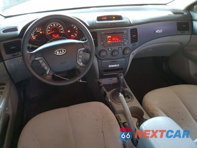 Zdjęcie 8 z 11 samochodu: 2009 KIA OPTIMA LX VIN:KNAGE228395293985 - miniatura