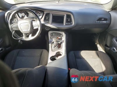 Zdjęcie 8 z 12 samochodu: 2022 DODGE CHALLENGER SXT VIN:2C3CDZAG7NH258010 - miniatura