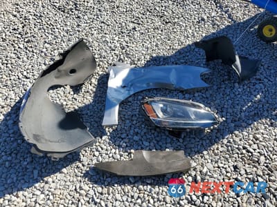 Zdjęcie 12 z 14 samochodu: 2015 VOLKSWAGEN GOLF VIN:3VW217AU8FM026297 - miniatura